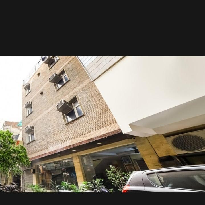 Hotel Mahalaxmi Deluxe New Delhi Eksteriør billede